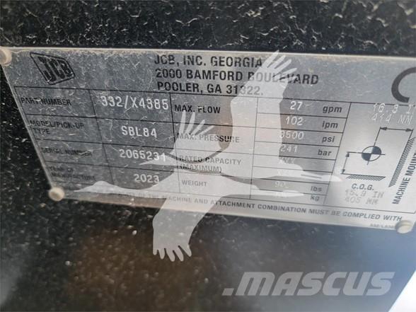 JCB 332/X4385 Снегохвъргачки
