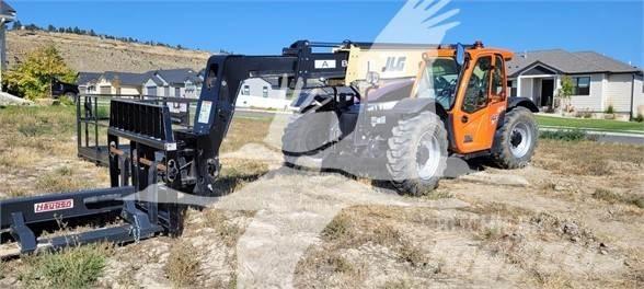 JLG 742 Телескопични товарачи