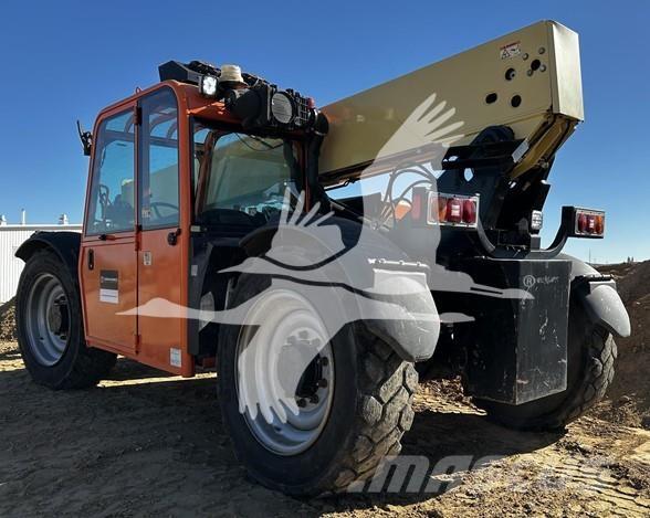 JLG G6-42A Телескопични товарачи
