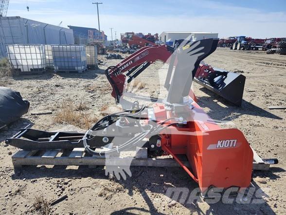 Kioti SB60 Снегохвъргачки
