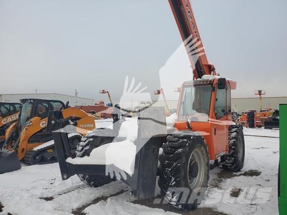 SkyTrak 10054 Телескопични товарачи