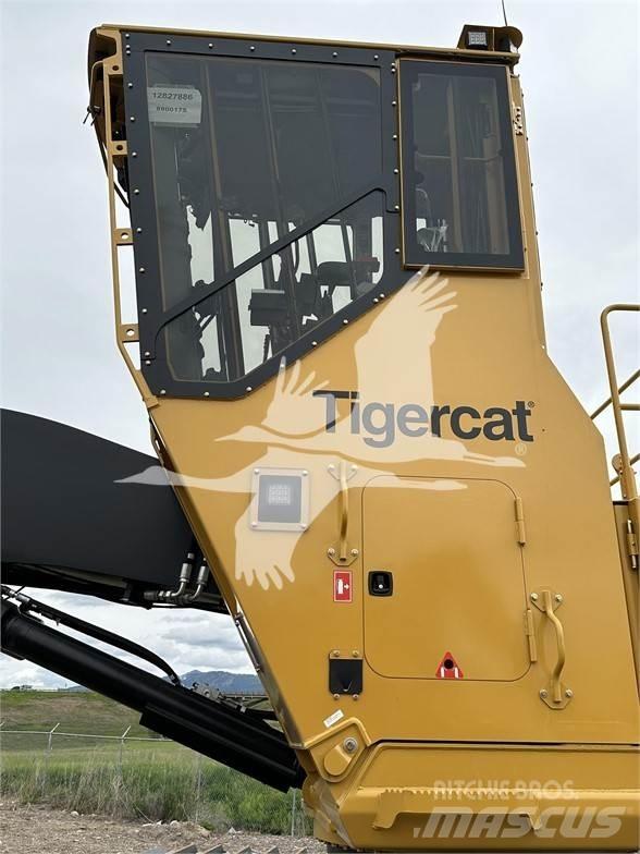 Tigercat 890 Товарачи с наклонена стрела
