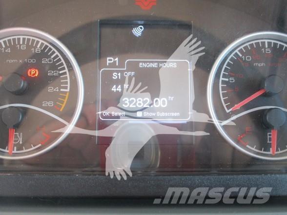 Versatile 400 Трактори