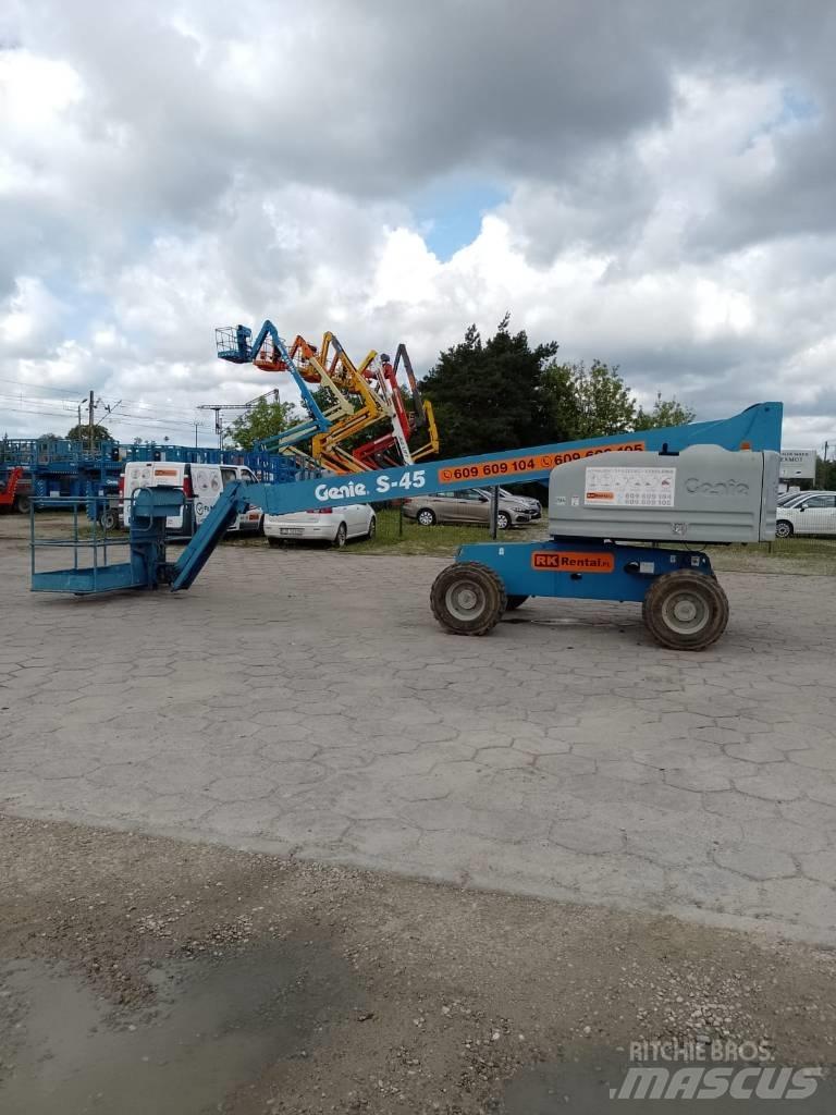 Genie S 45 Телескопични повдигачи
