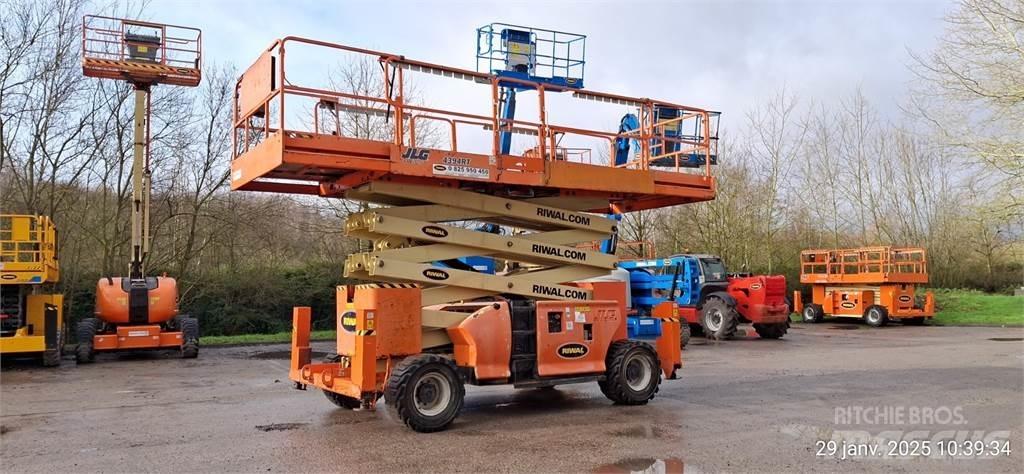 JLG 4394RT Ножични работни платформи