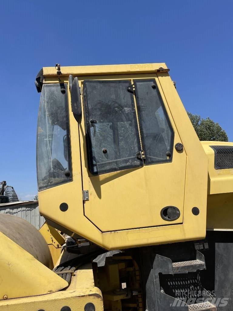 Bomag 226-4 Еднобарабанни ролки
