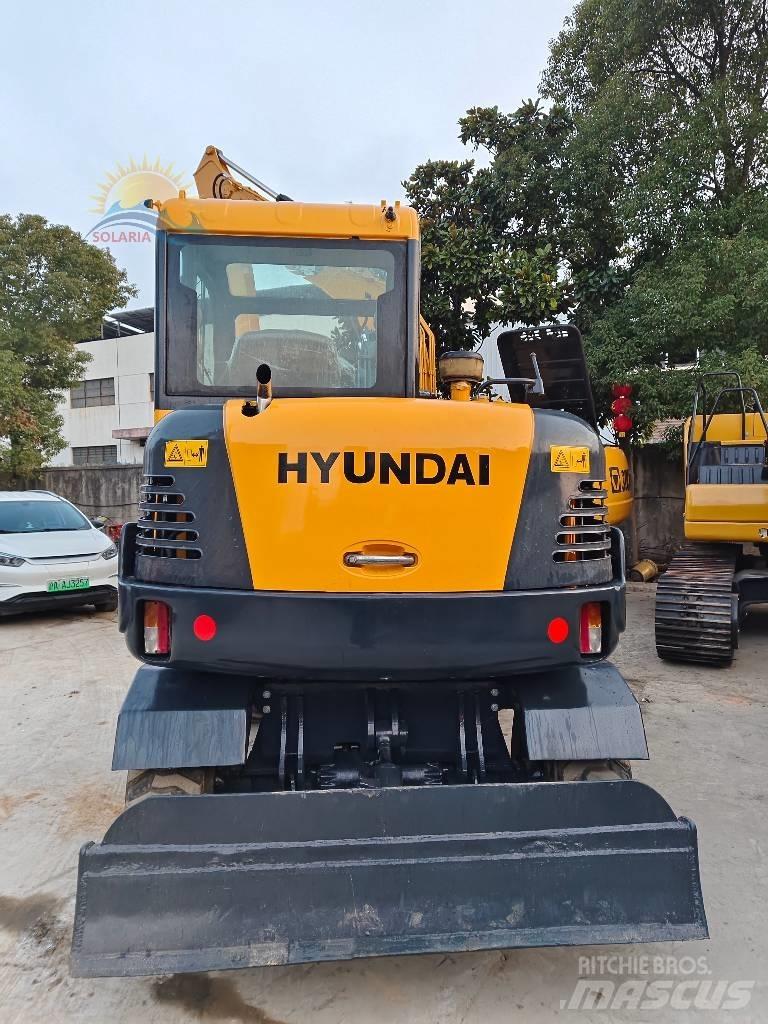 Hyundai R 60 W Колесни екскаватори