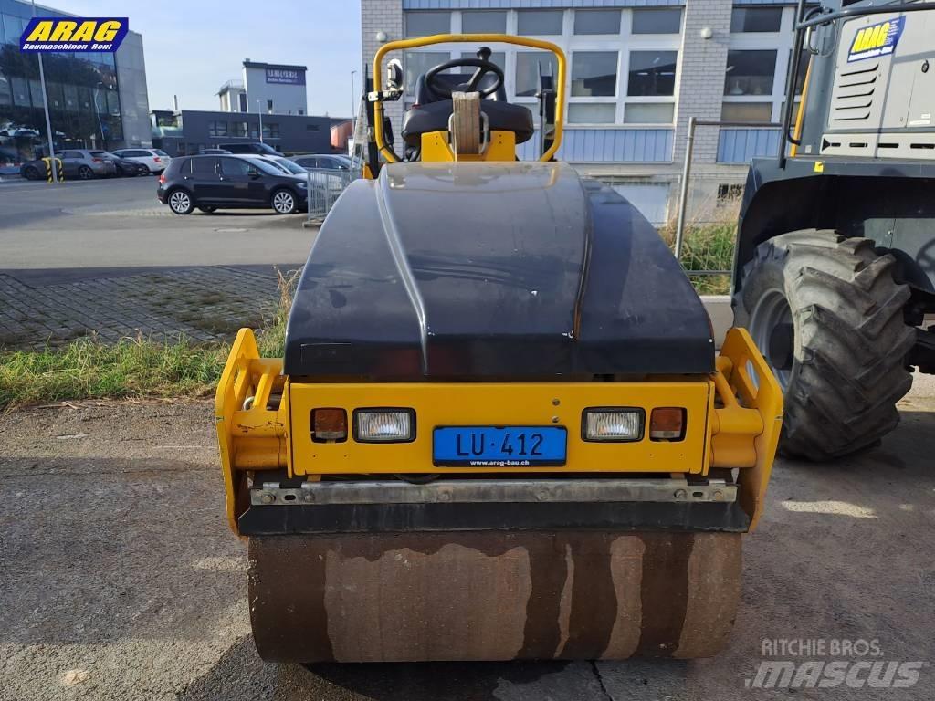 Bomag BW 120 AC-4 Двойни барабанни ролки
