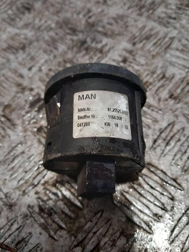 MAN TGA  81255250193 Кабини