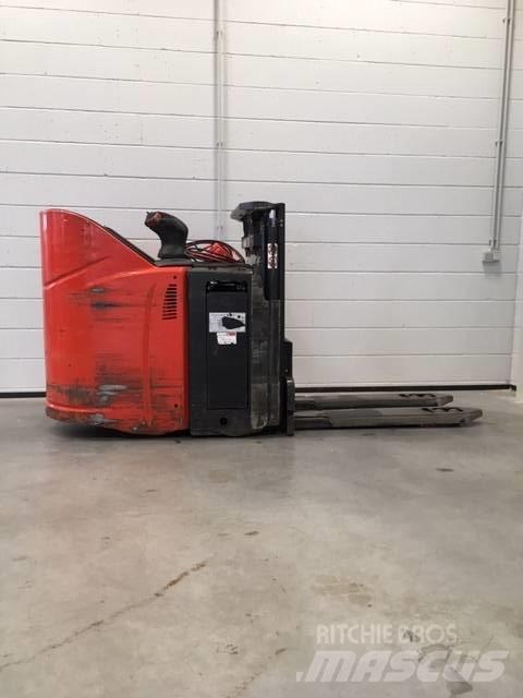 Linde D12HPSP/133 Самоходни товарачи