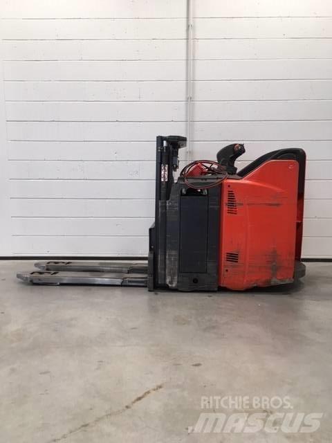 Linde D12HPSP/133 Самоходни товарачи