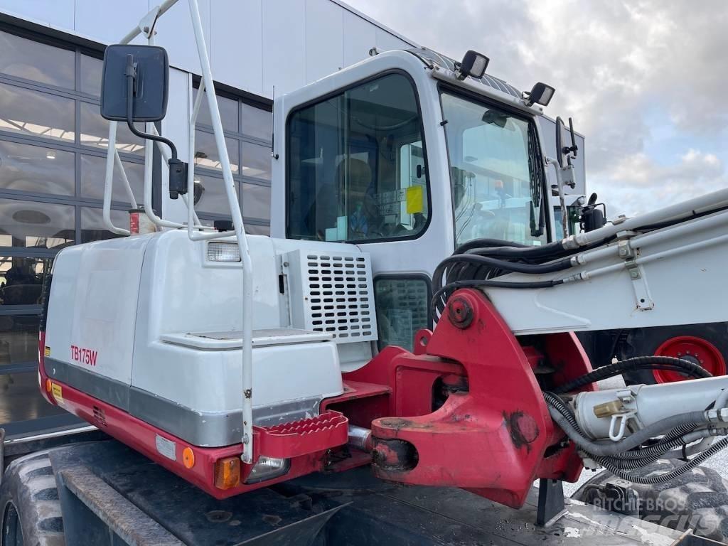 Takeuchi TB175W Средни екскаватори 7т - 12т