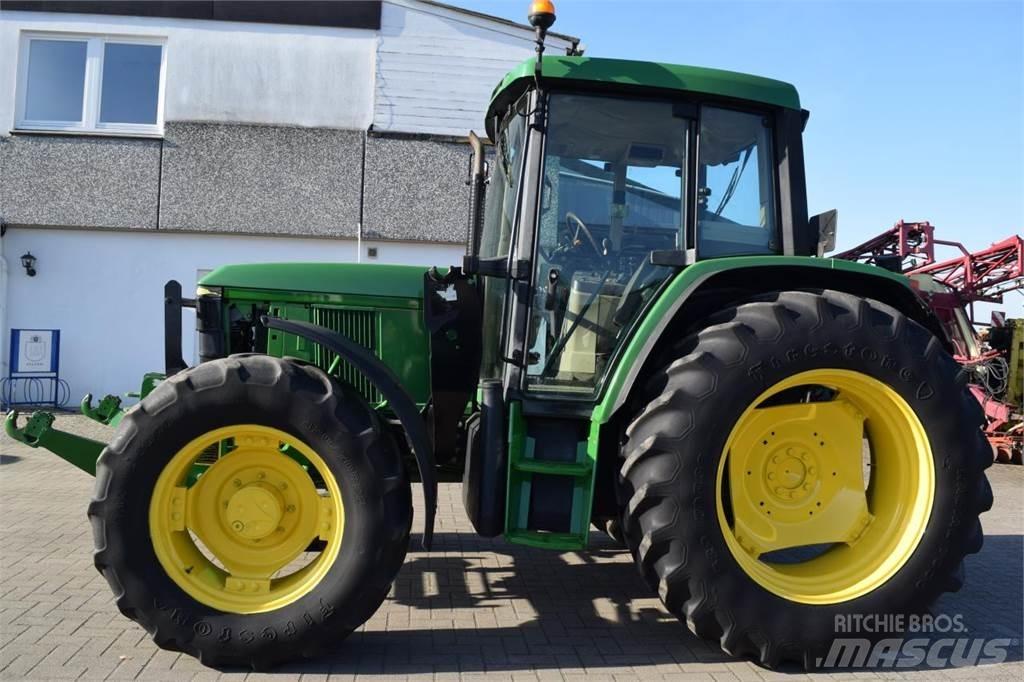 John Deere 6410 Трактори