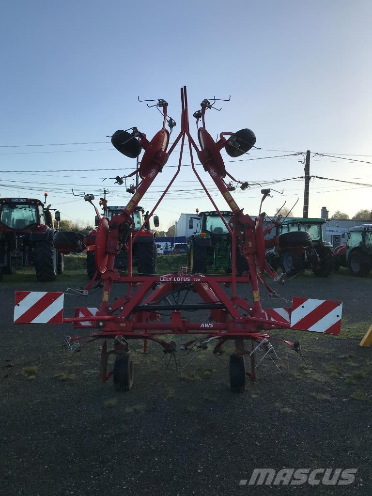 Lely LOTUS 770 Гребла и сенообръщачки