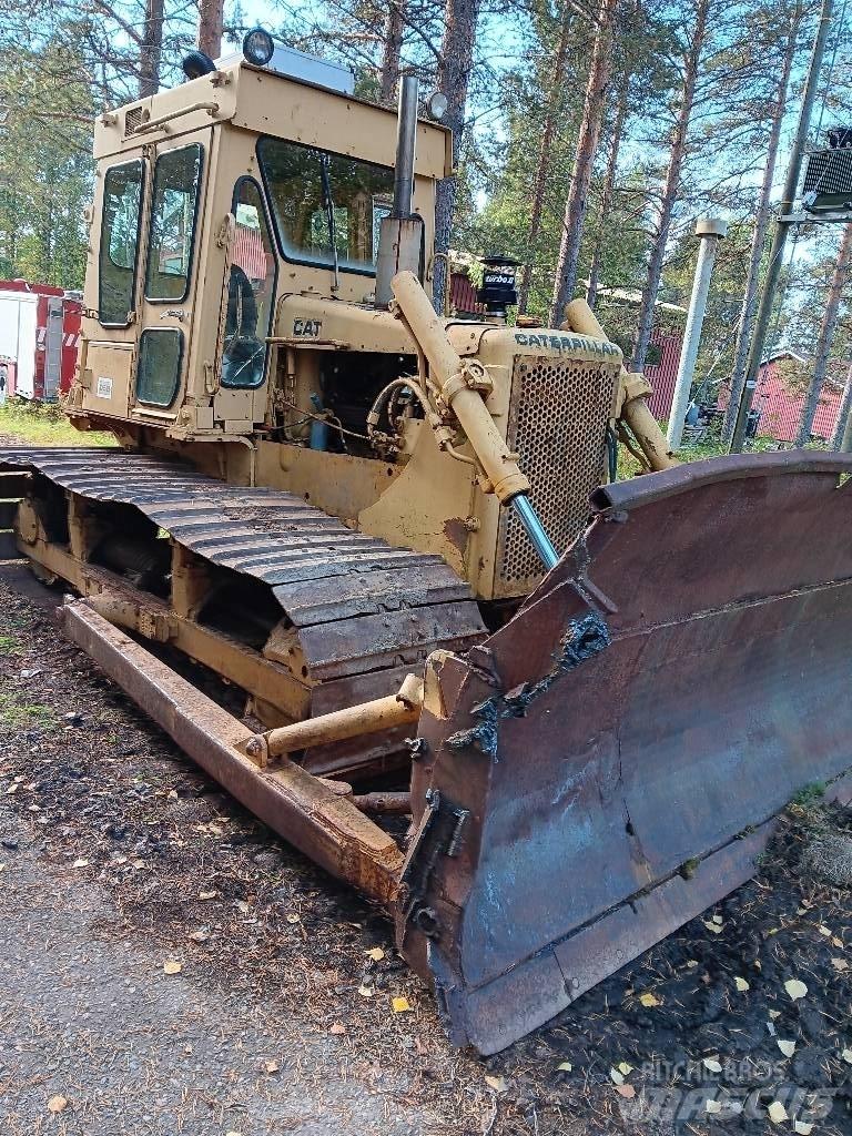 CAT D 5 B LGP Верижни булдозери
