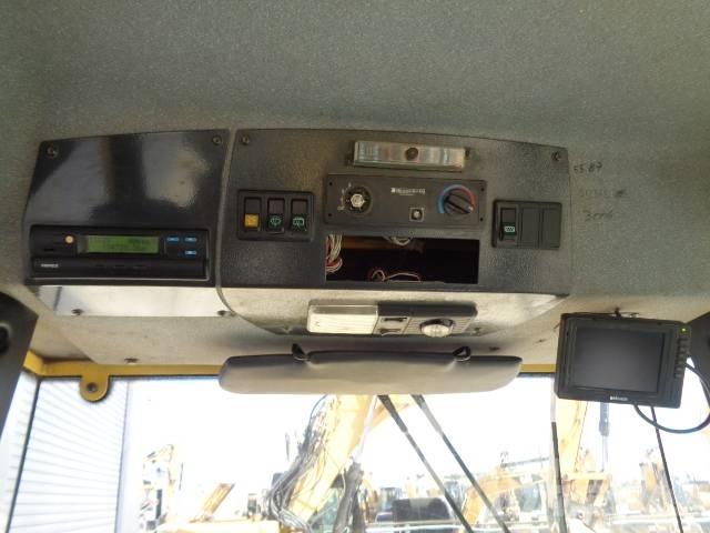 Bomag BW 219 D H-4 Еднобарабанни ролки
