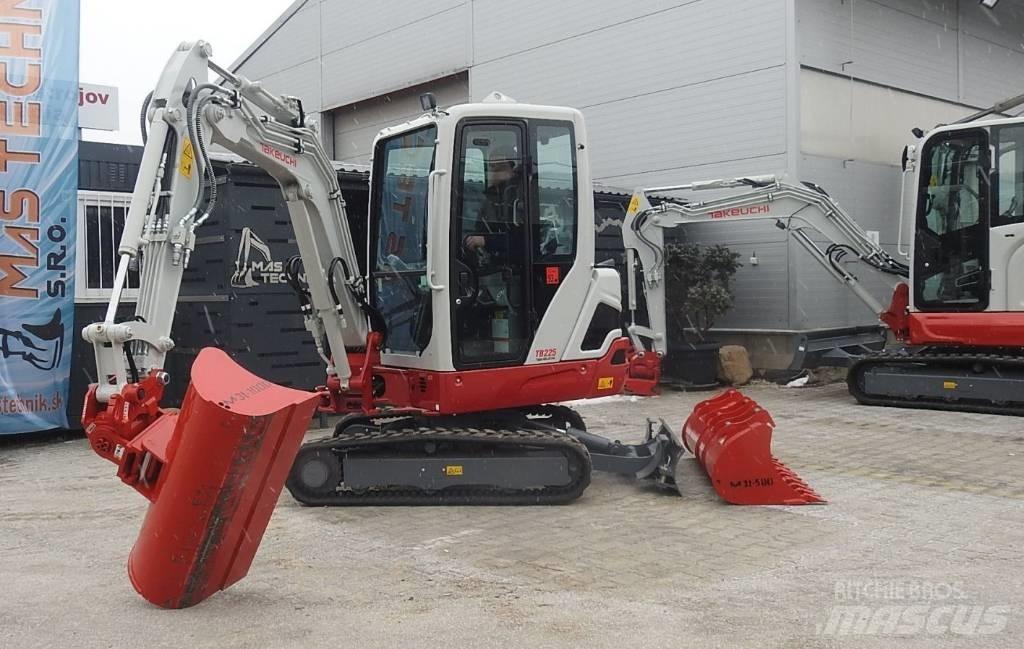 Takeuchi TB225 Мини екскаватори < 7 т