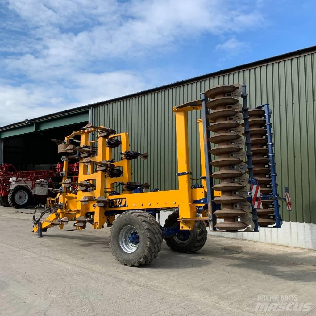  twb 12 leg subsoiler Култиватори
