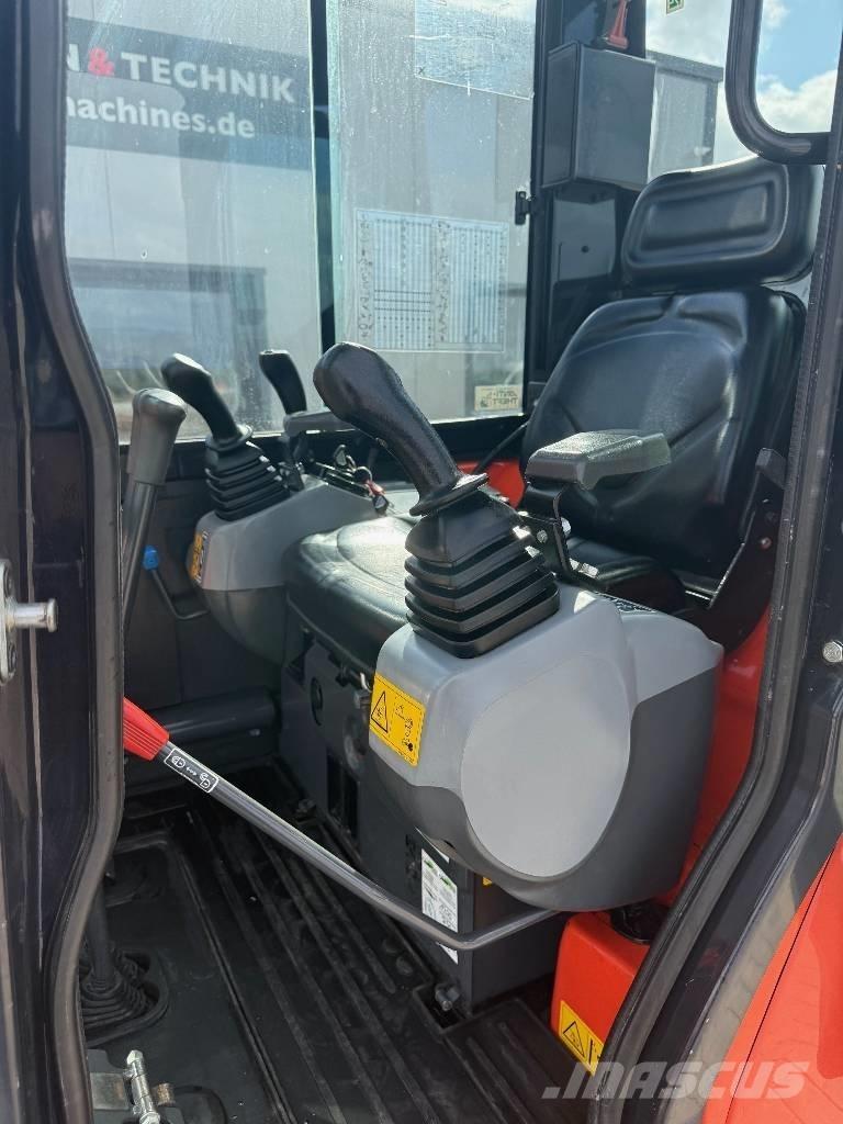Kubota U 20-3 Мини екскаватори < 7 т