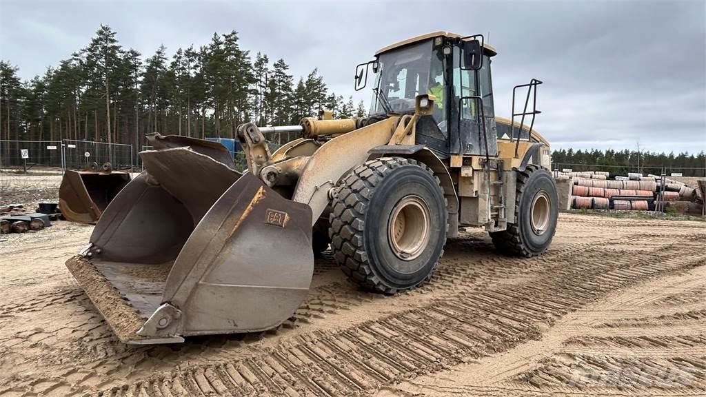 CAT 962H Колесни товарачи