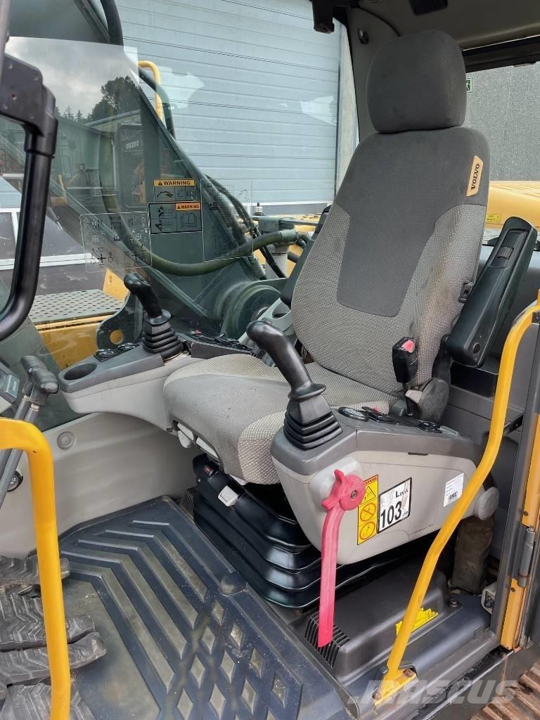 Volvo EC240C Верижен екскаватор