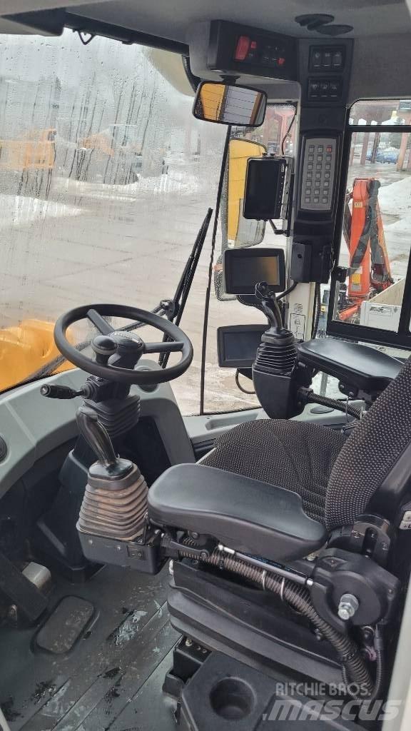 Liebherr L580 XPower Колесни товарачи