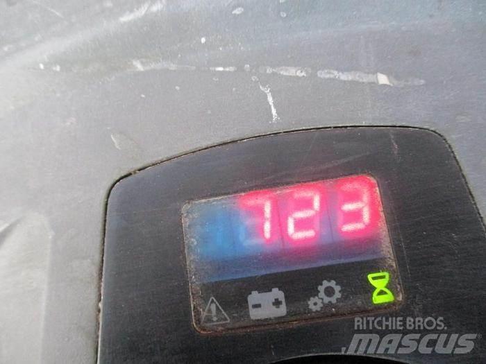 Toyota LWE 140 Нископовдигач