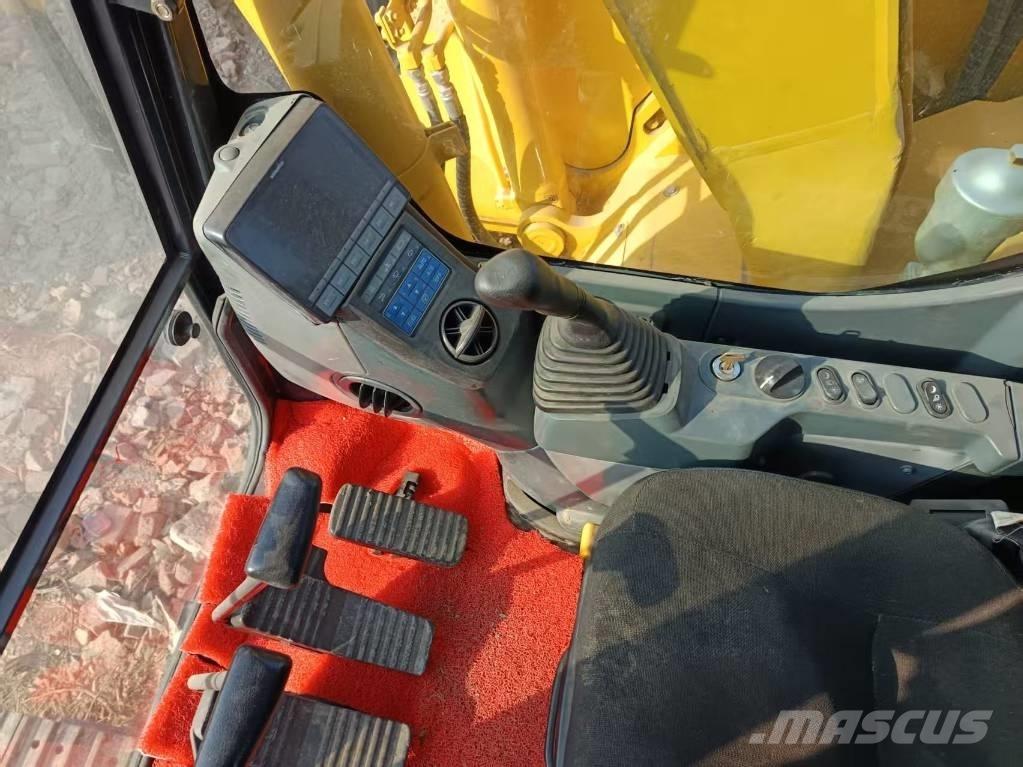 Komatsu PC 138 Верижен екскаватор