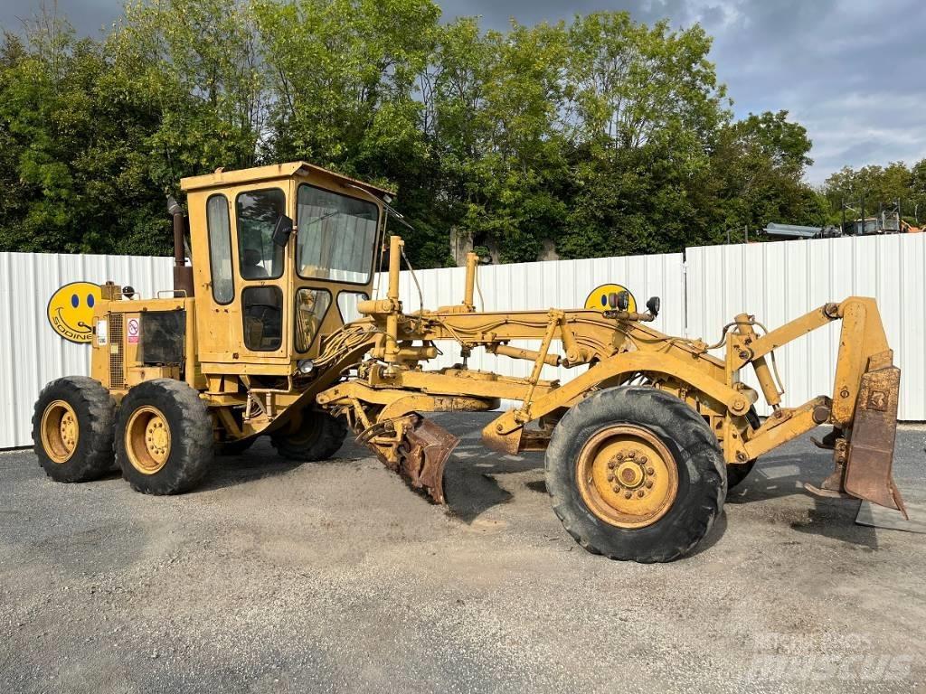 CAT 120 G Грейдери