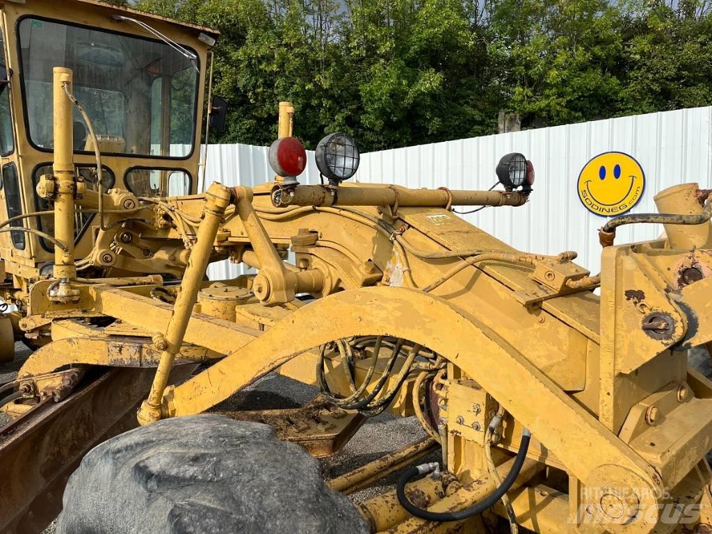 CAT 120 G Грейдери