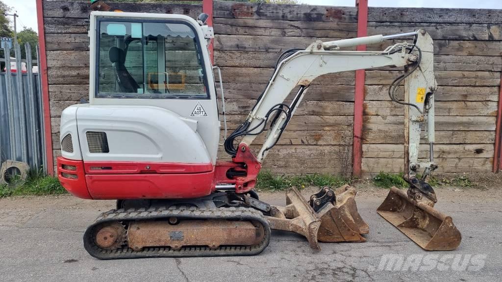 Takeuchi TB 230 Мини екскаватори < 7 т