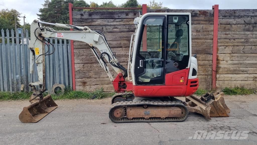 Takeuchi TB 230 Мини екскаватори < 7 т