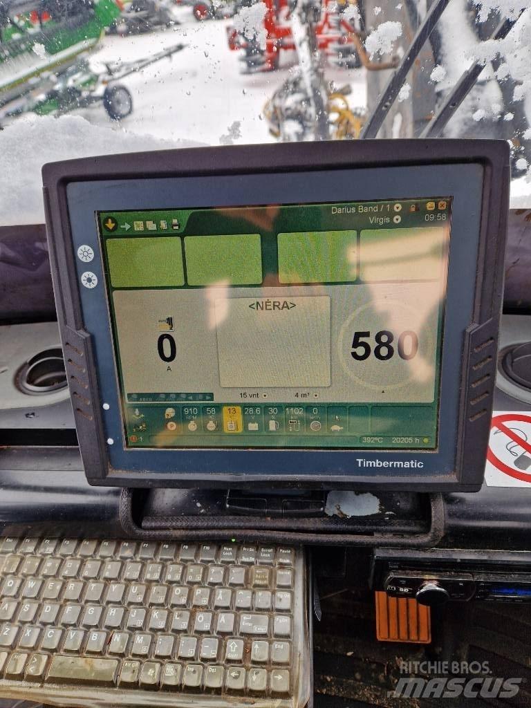 John Deere 1270E Харвестери