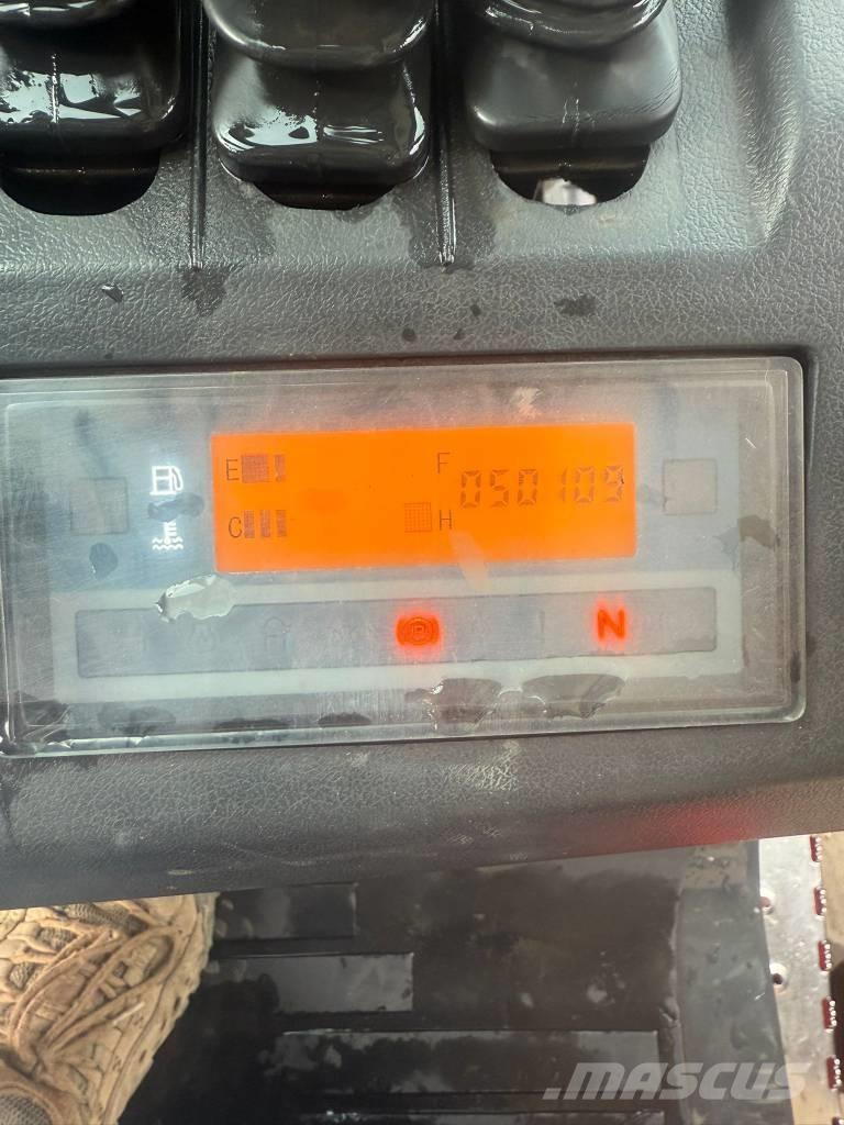 Manitou MI 30 D Дизелови камиони