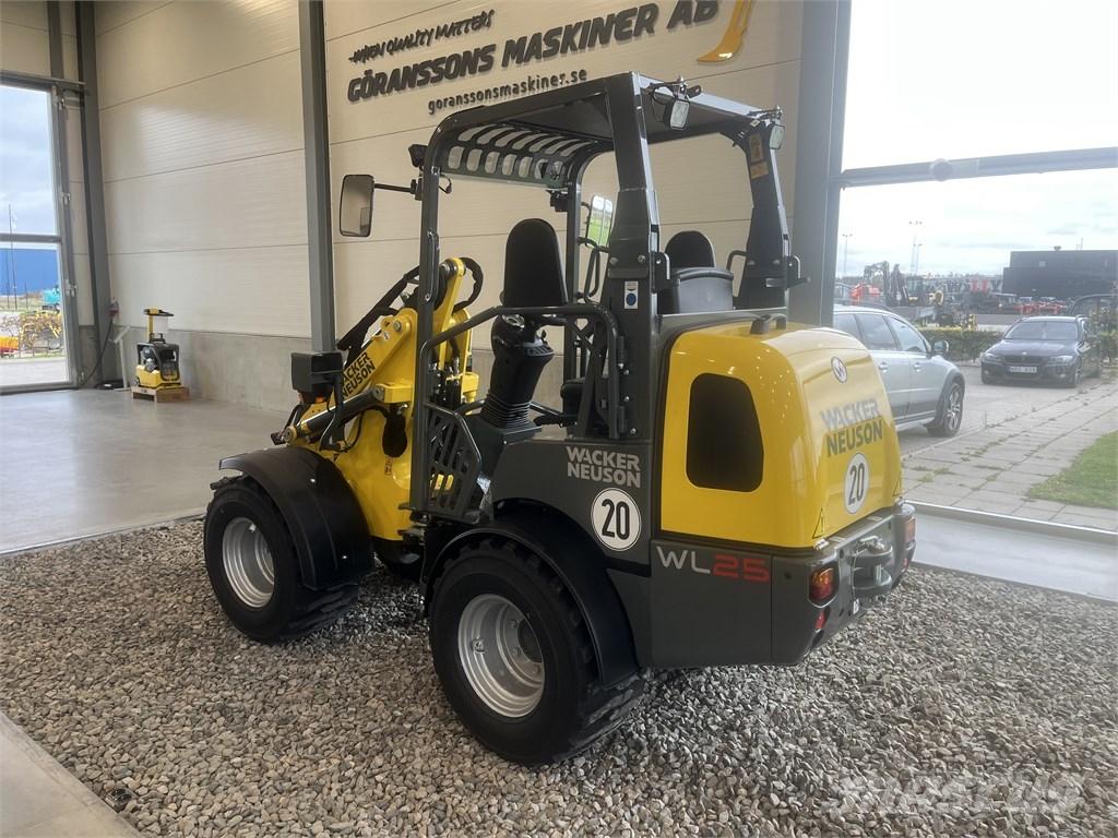 Wacker Neuson WL 25 Колесни товарачи