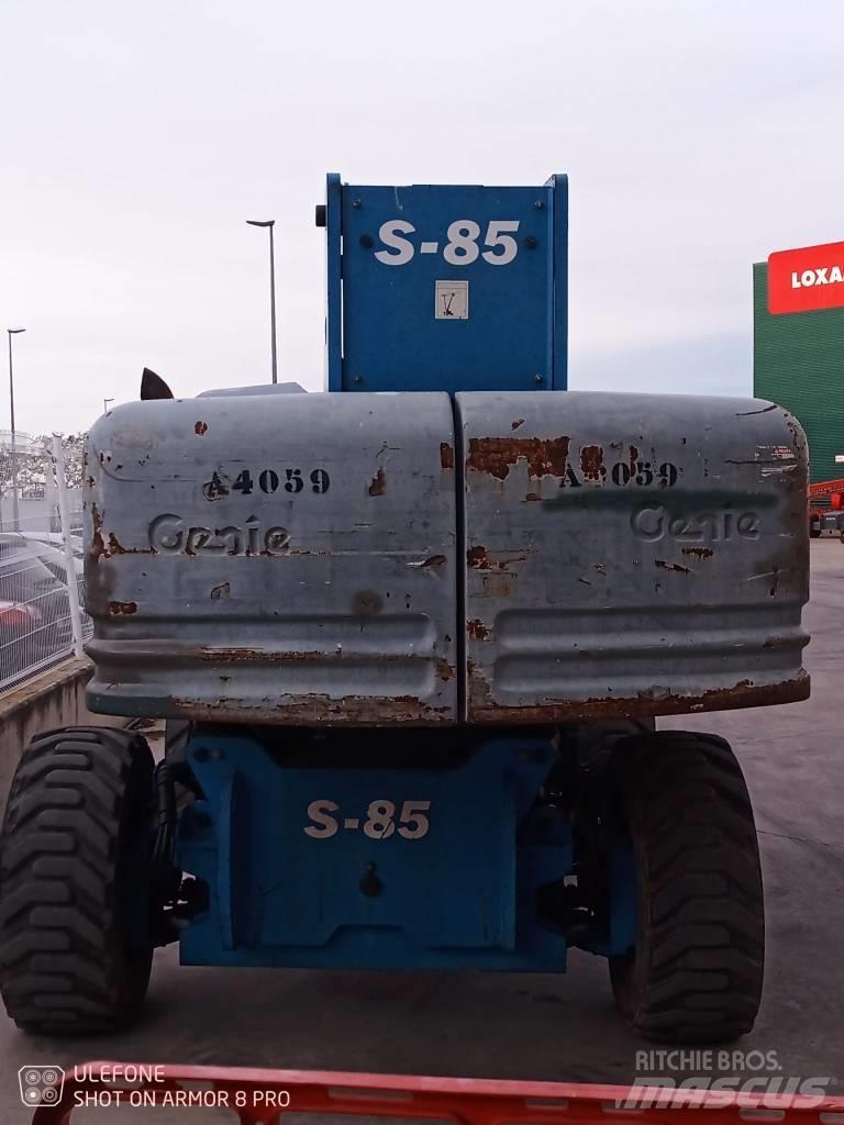 Genie S 85 Телескопични повдигачи
