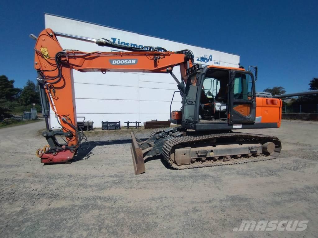 Develon DX 180 LC-5 Верижен екскаватор