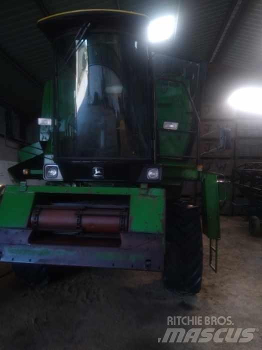 John Deere 1065 Комбайни