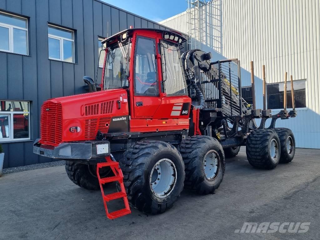 Komatsu 845 Форуардери