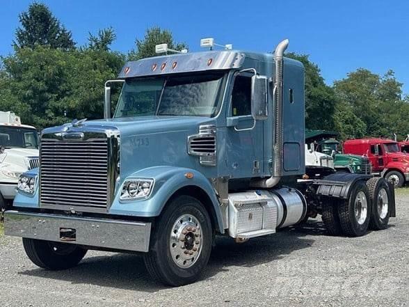 Freightliner 122SD Влекачи