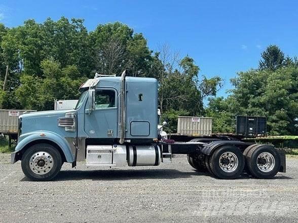 Freightliner 122SD Влекачи