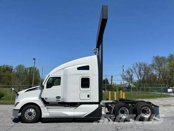 Kenworth T680 Влекачи