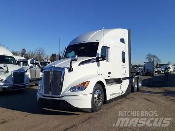 Kenworth T680 Влекачи