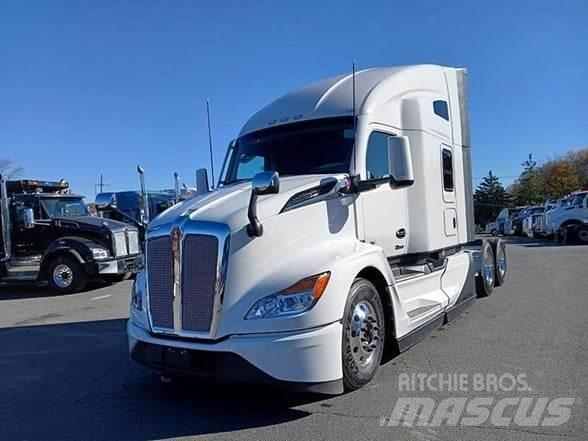 Kenworth T680 Влекачи