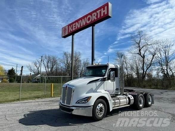 Kenworth T680 Влекачи
