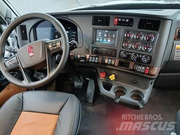 Kenworth T680 Влекачи