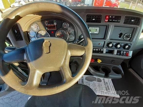 Kenworth T680 Влекачи
