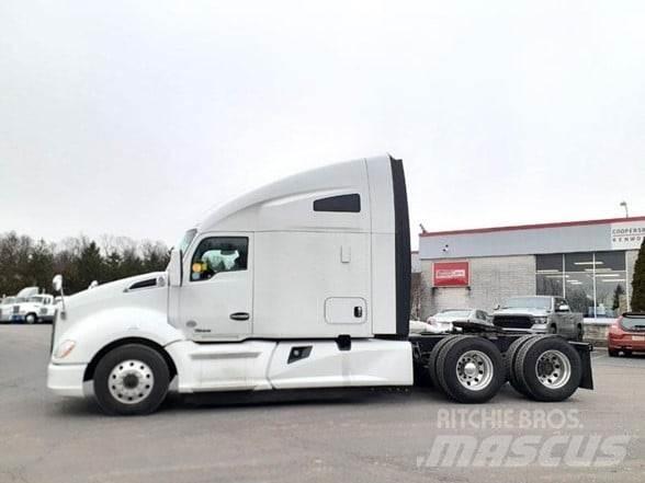 Kenworth T680 Влекачи