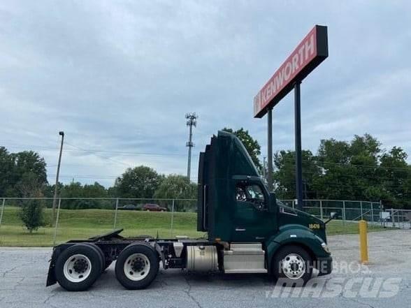 Kenworth T680 Влекачи