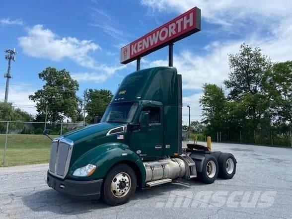 Kenworth T680 Влекачи